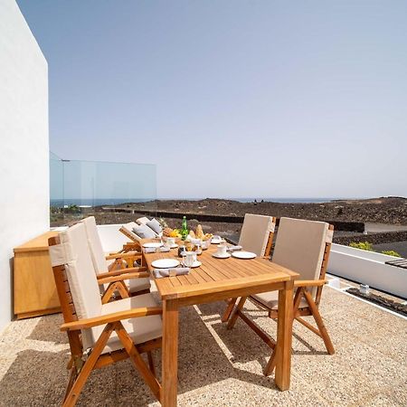 La Hondura Villa Mala Exterior photo